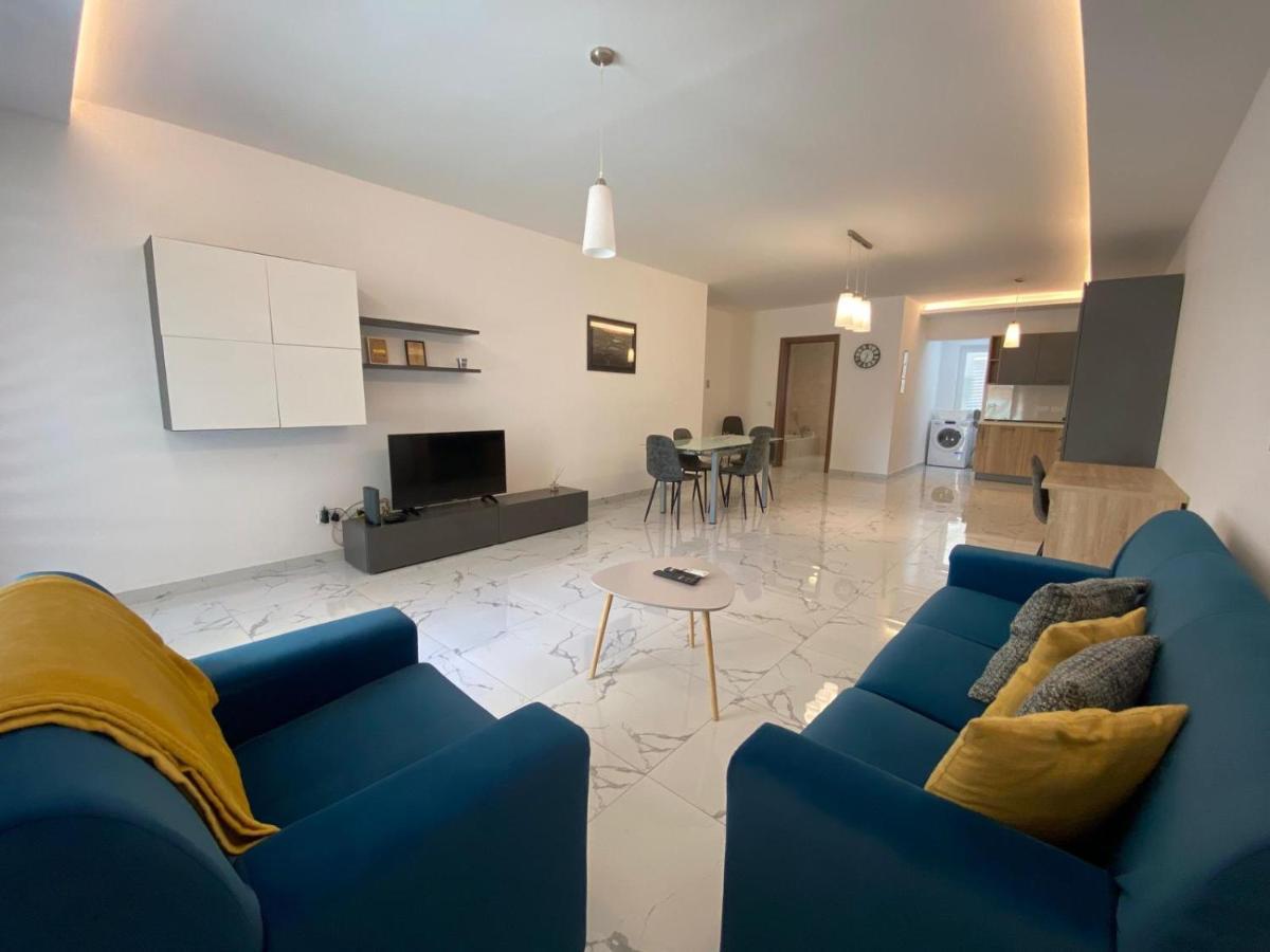 Sliema Centrally Located Apt Buitenkant foto
