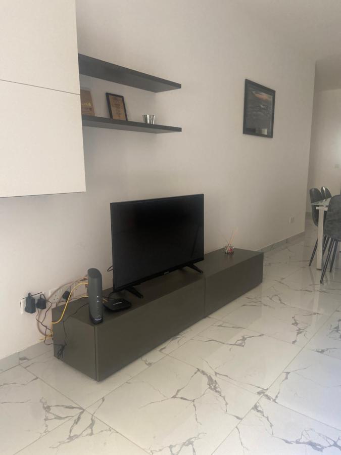 Sliema Centrally Located Apt Buitenkant foto